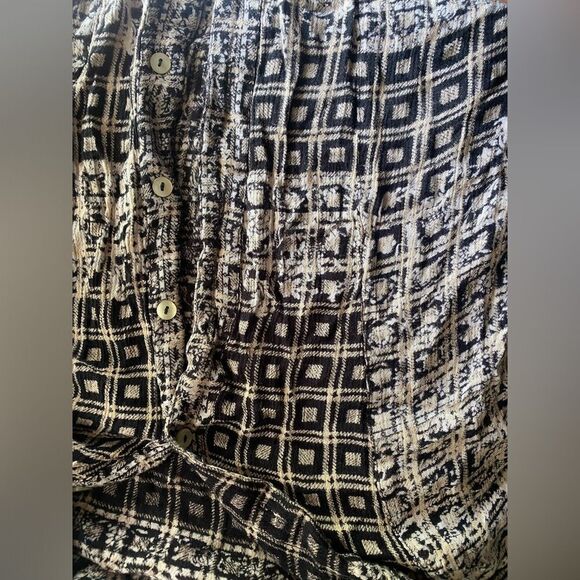 Free People Women Black Floral Long Sleeve Button Size XSP - Picture 9 of 11